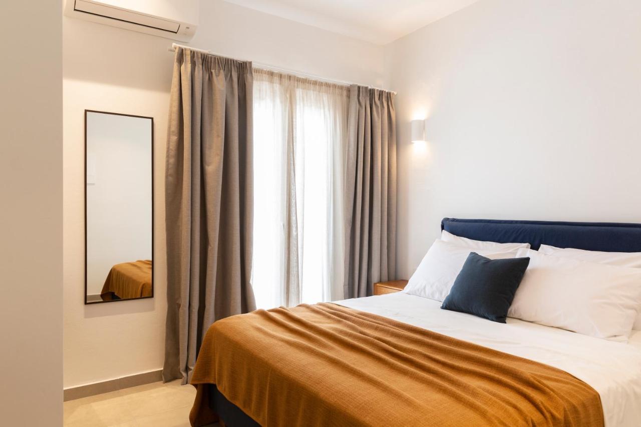 Asimina Hotel Тира Экстерьер фото